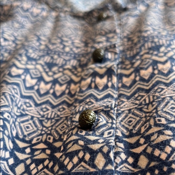 Vintage Kirra Blue and Cream Geometric Sleeveless Bohemian Top with Tie - Picture 6 of 13